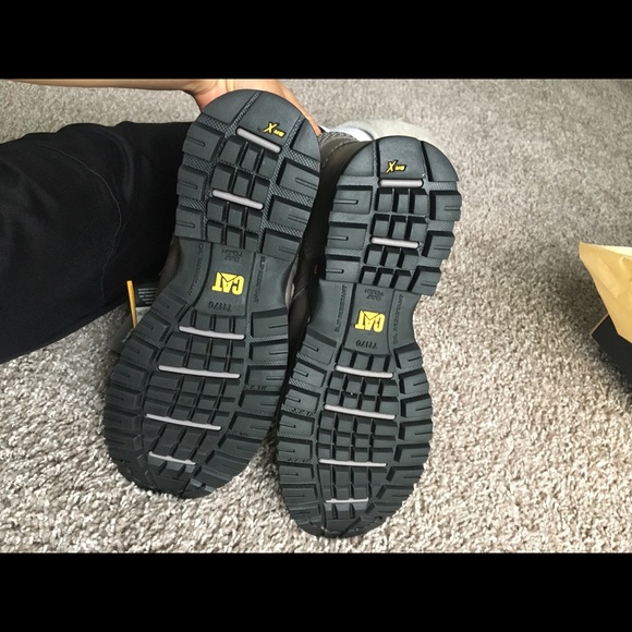 Caterpillar women’s steel toes - Picture 6 of 12